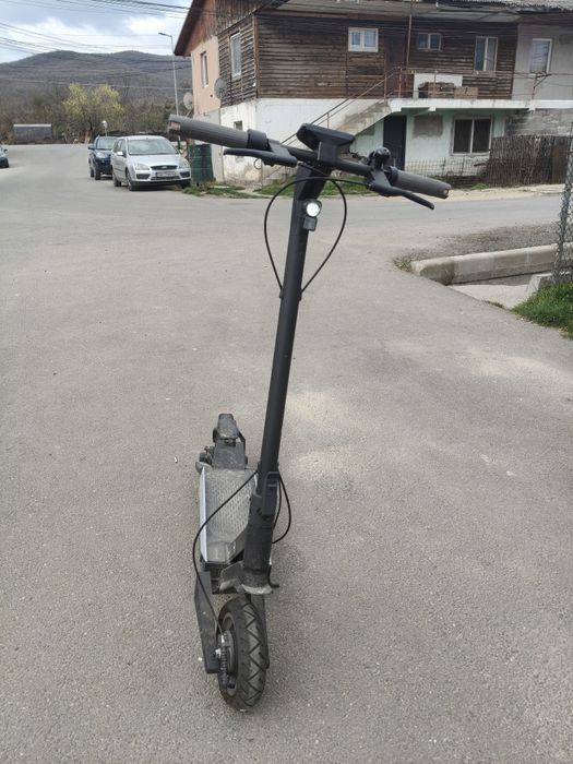 vand trotineta navee s60