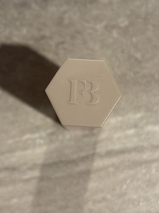 Fenty beauty match stix nuanța mocha 03