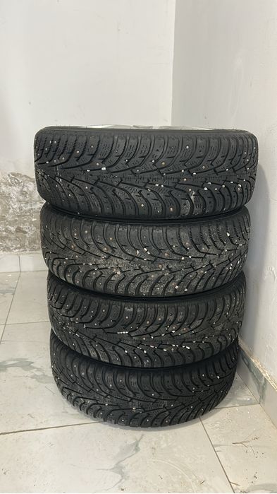 Зимние шины с дисками на R15