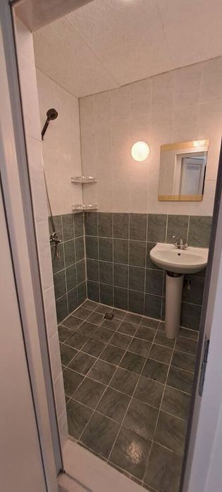 Дава се под наем Двустаен апартамент в Бургас, Възраждане - 65 кв.м за 316.2 € - Снимка #4