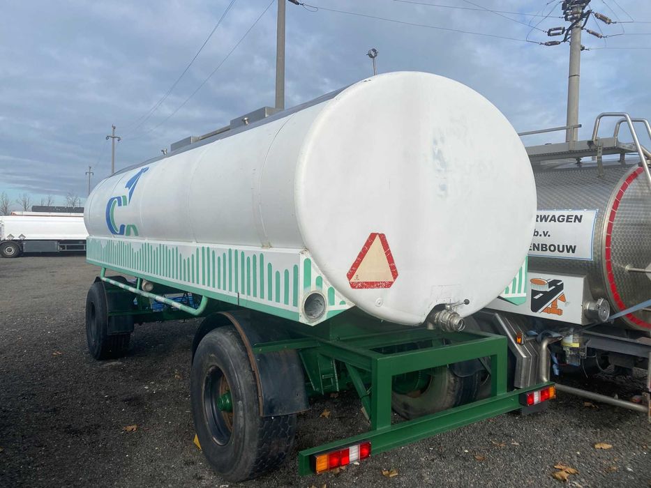 Remorca cisterna apa - inox IN STOC