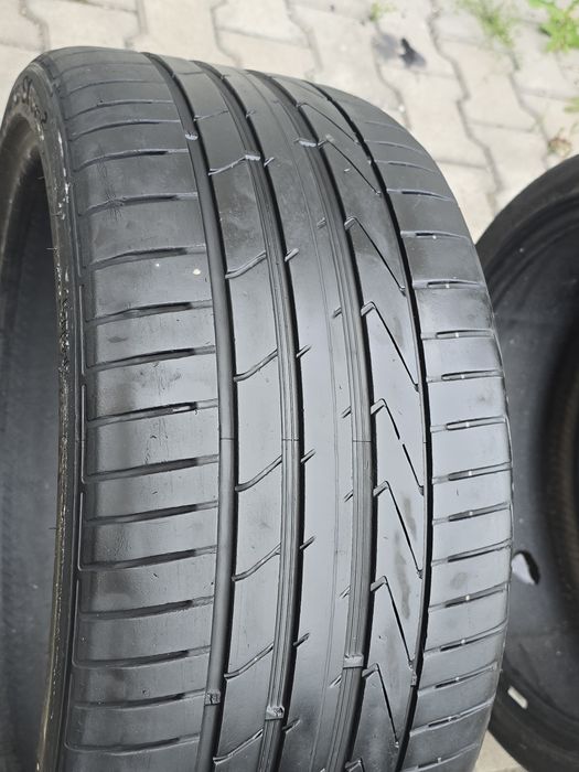 245 35 19 Hankook еденичка