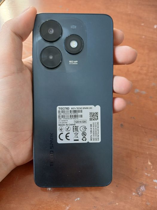 Техно спарк 20с на 128гб