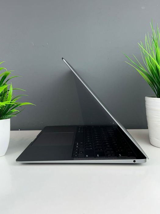 Ноутбук Apple macbook air 13 m1, 8/256 ГБ