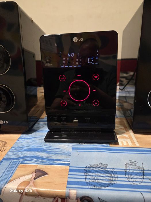 мошна аудио система LG