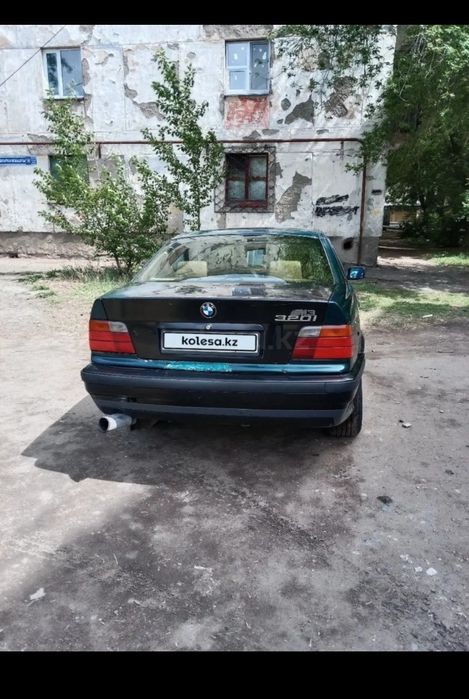 Продам машину БМВ
