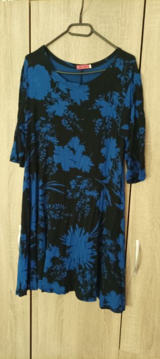 Четири Туники с три четвърт ръкав