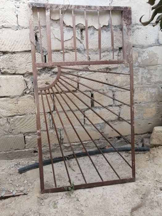 Решетки металлические Б/у