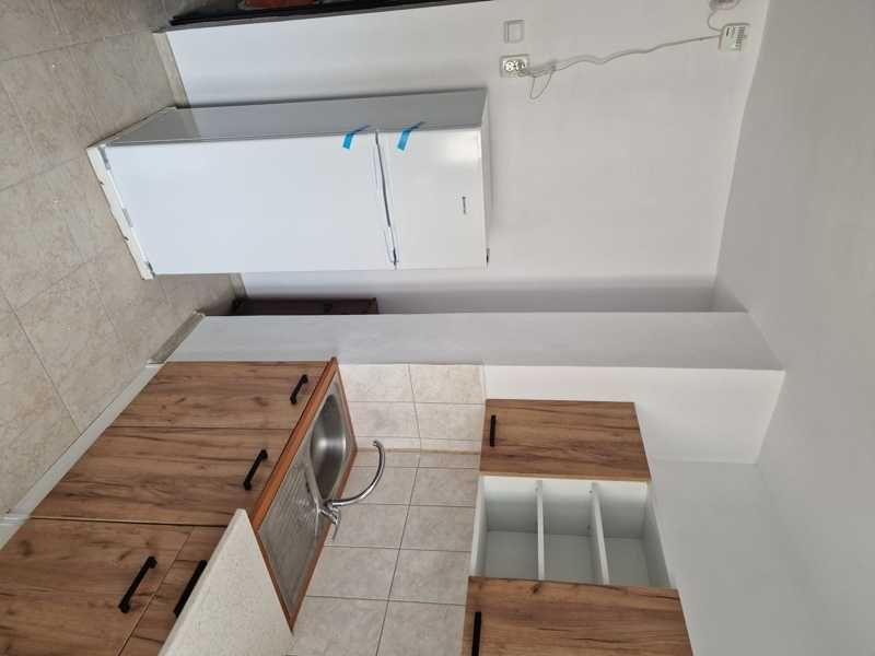 apartament cu 3 camere de inchiriat