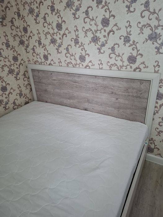 Продам кровать 2х спальную
