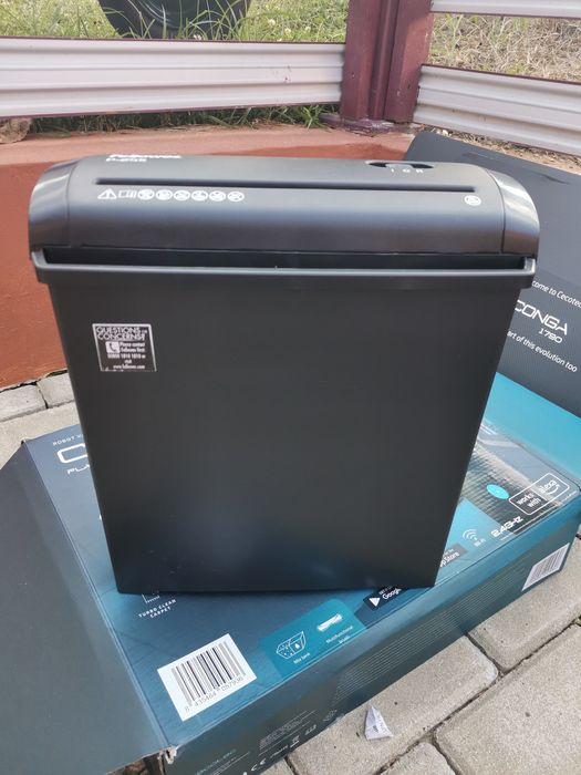 Distrugator de documente în dungi Powershred P-25s FELLOWES