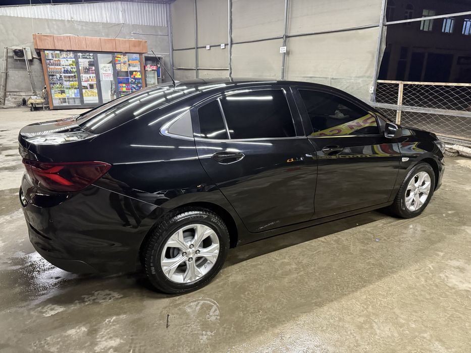 Chevrolet onix 2025