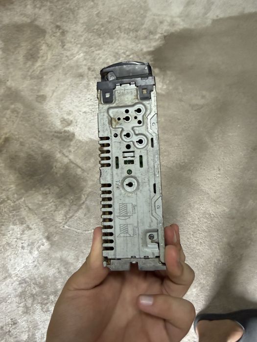 Продам Магнитола SONY