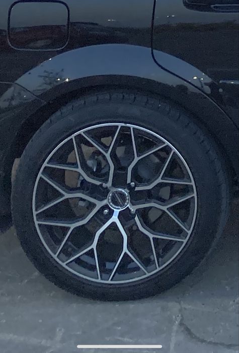 Комплект диск+баллон Vossen R17 Gentra учун