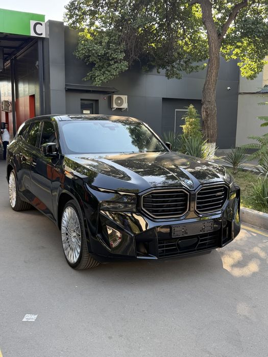 BMW XM 2023 yil Top Toza 29.000km yurgan Varyantgayam beriladi