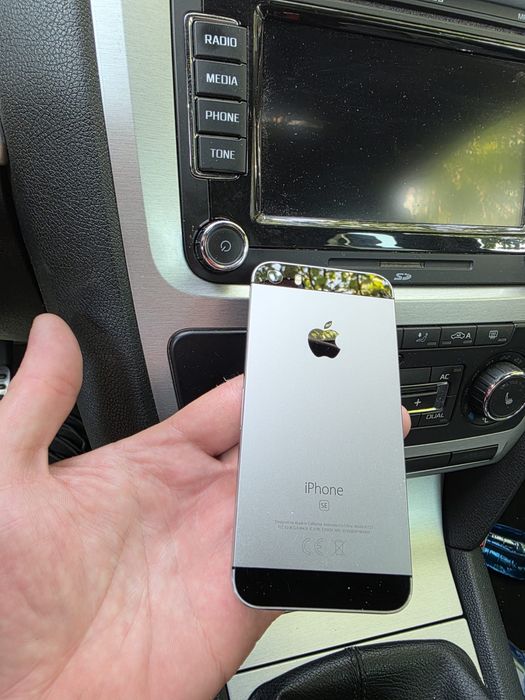 Iphone SE prima generație