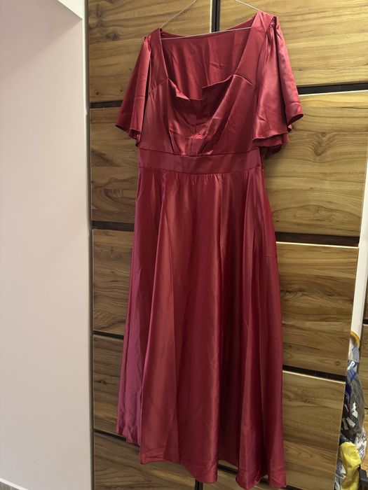 Нова елегатна рокля