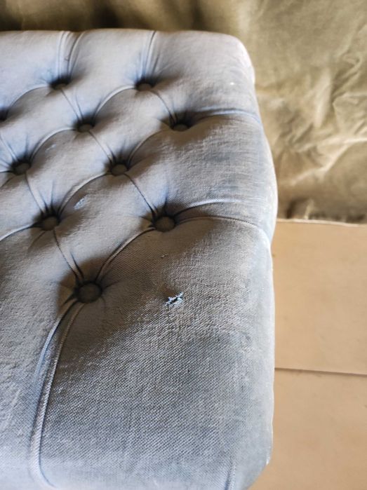 Taburet mic pentru salon sau living