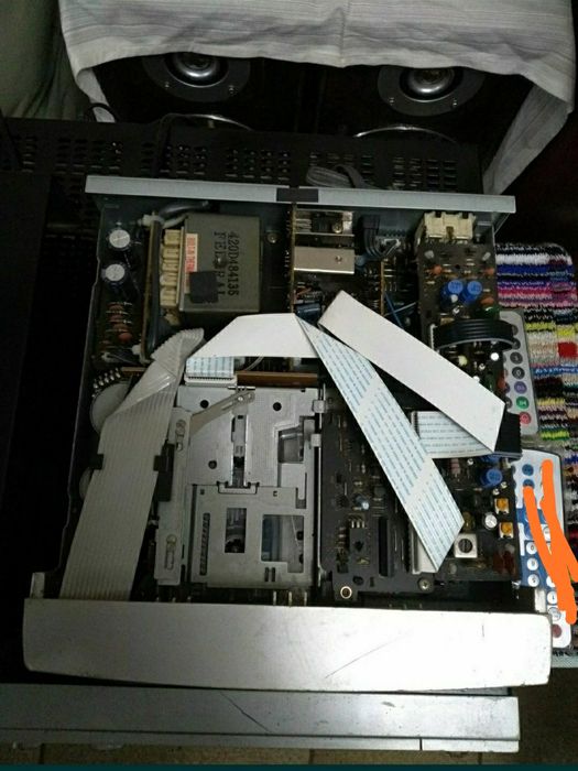 Колонки. Усилитель Вега. Приставка SONY-TX313. МП3. DVD. Наушники.