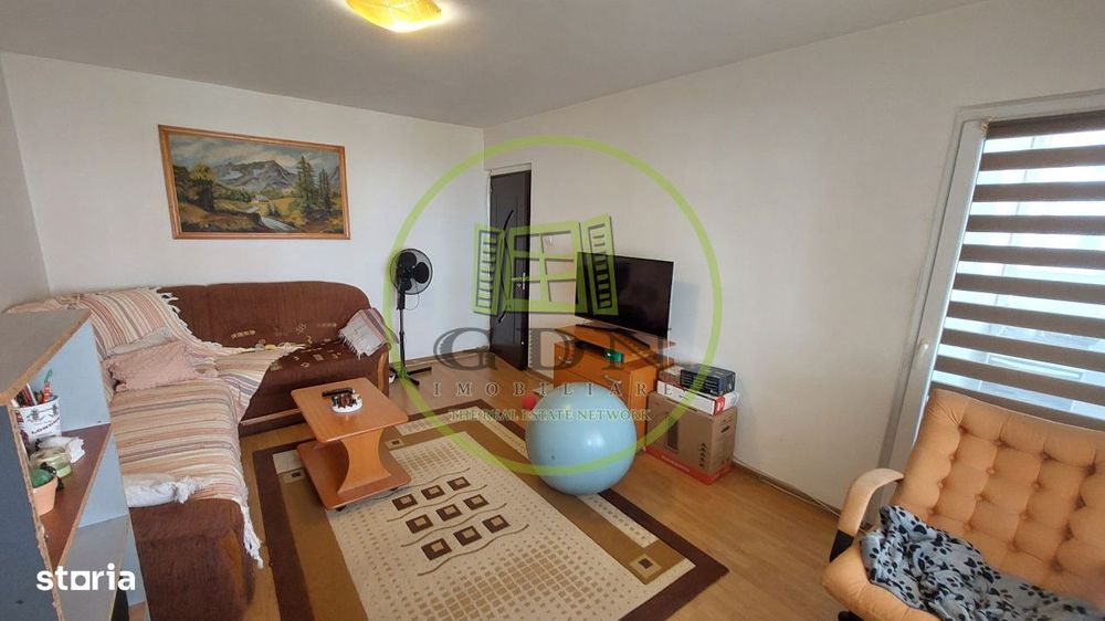 Apartament doua camere decomandat, etajul 1, Cartier Rovine, zona Penn