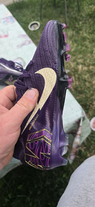 Ghete Fotbal Nike aproape noi