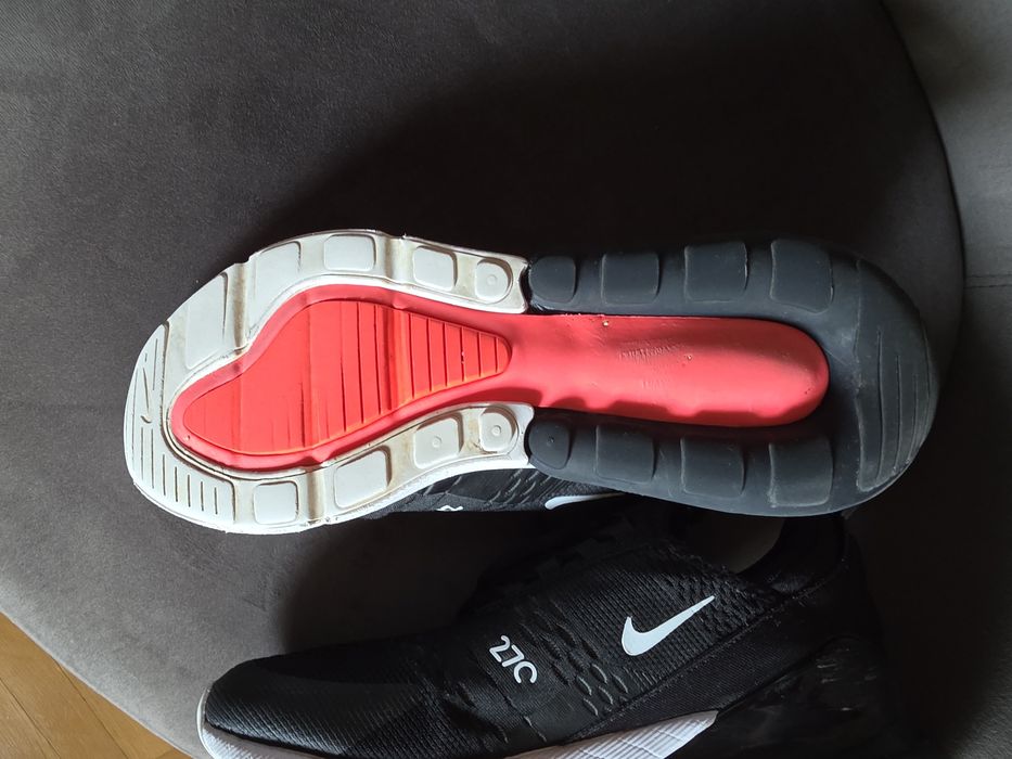 Nike Air Max 270