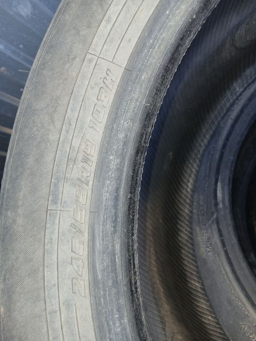 Продам шини 245 / 55 р19