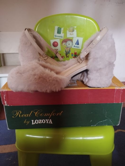 Продам туфли меховые стильные за 1000