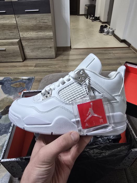 Air Jordan 4 Mărimea 36