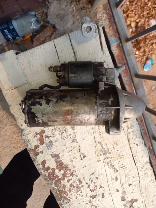 Продам стартер на мерс