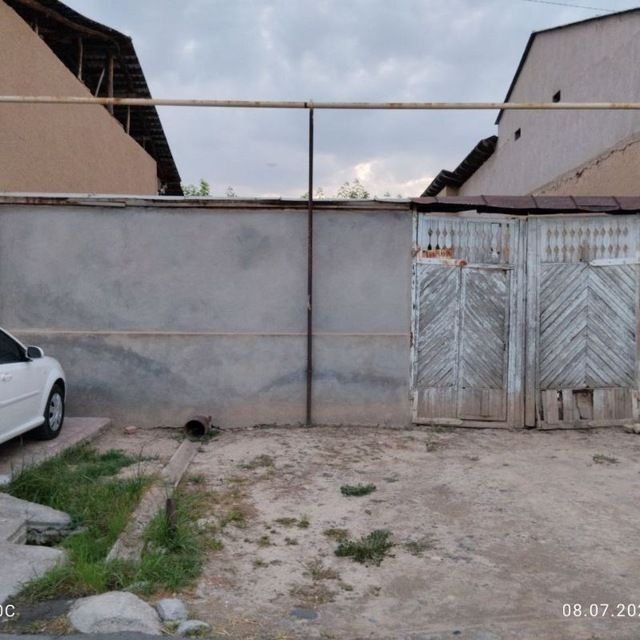 Земельный участок