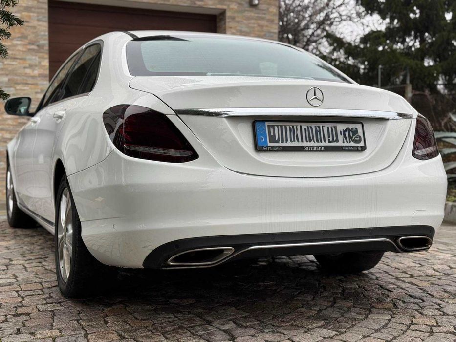Mercedes W205 C300 БЕНЗИН  Airmatic 9G Tronic