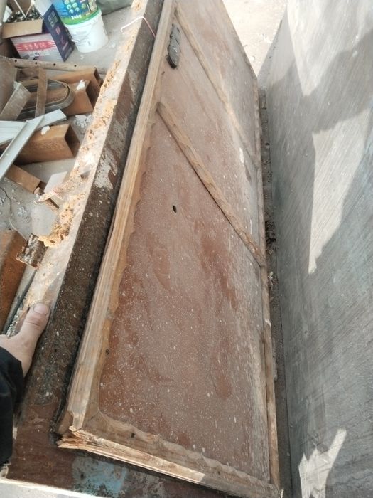 Срочно продам железный двери