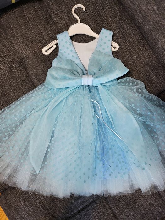 Нарядное платье для девочки