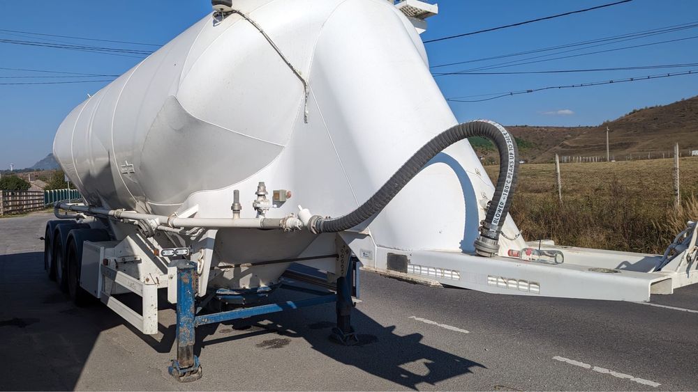 Spitzer 37 MC din 2000  5000 euro cu TVA