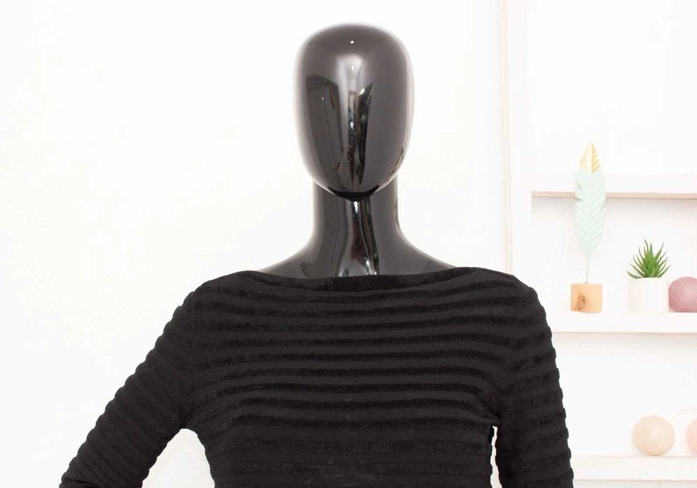 Max Mara дамски пуловер плюшен полупрозрачен черен райе S