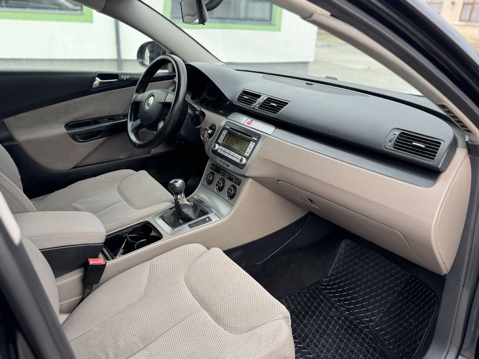 Volkswagen Passat B6, 2006, motor 2.0 TDi