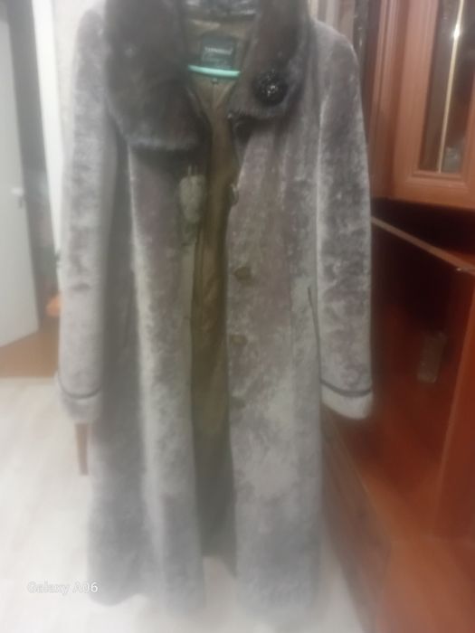 Шуба  продаётся...