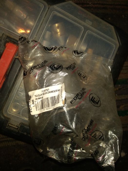 Тампони заден мост за голф3,джета,пасат