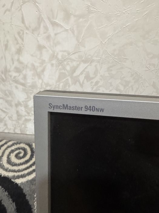 Продается мониторы