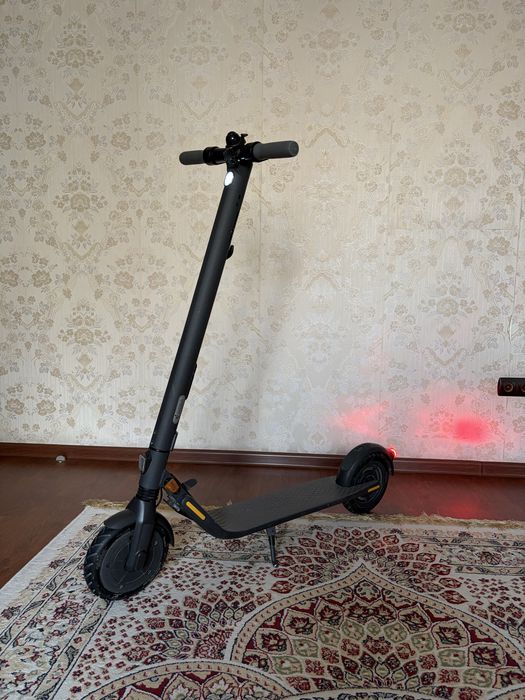 Электросамокат Ninebot Segway E25