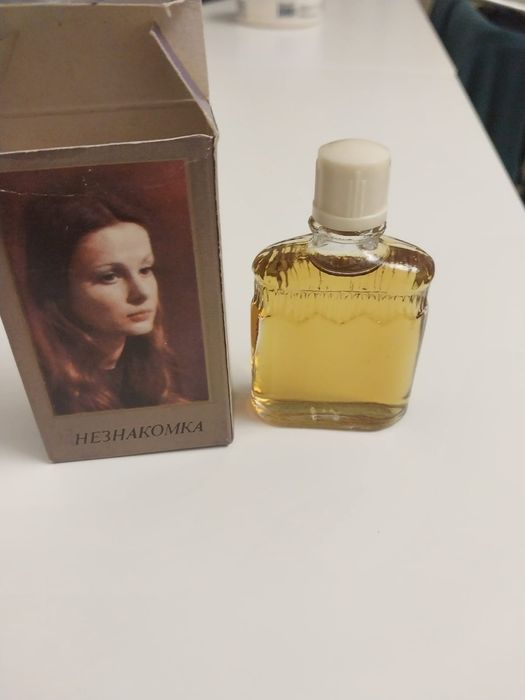 Духи Незнакомка времен СССР