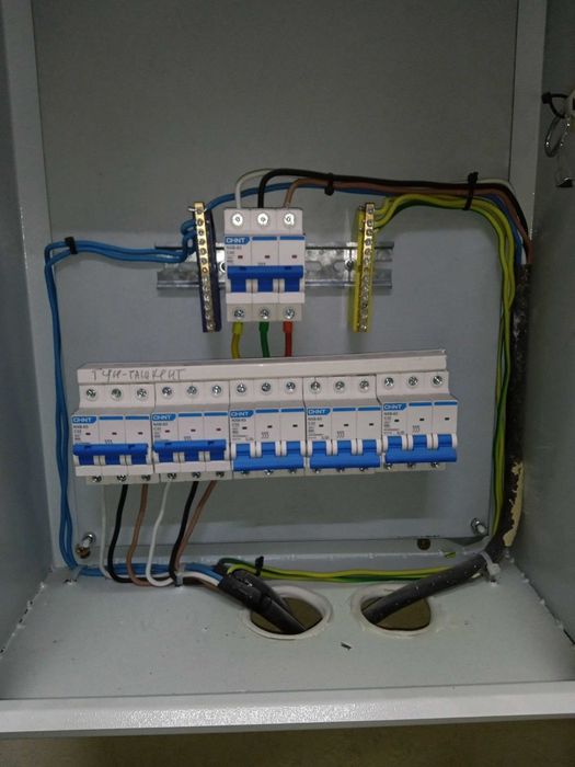 Любой Район. 24/7 Круглосуточно, Электрикам может потребоваться подни