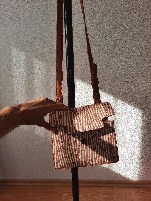 Geanta safari print piele eco de la Nice Things by Paloma S