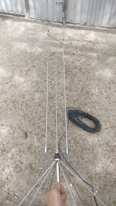 Антенна для радиотелефона