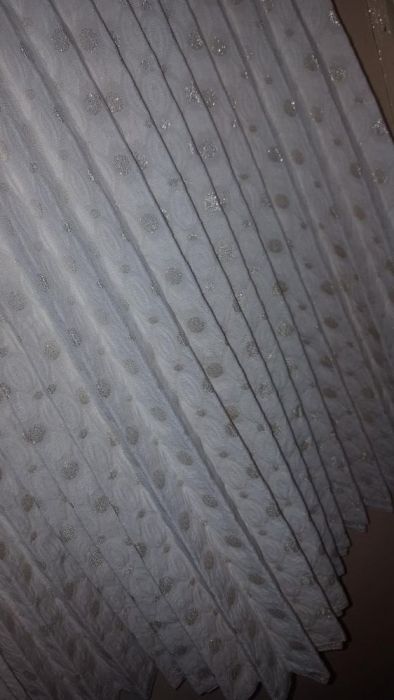 Fusta plisata ecru cu buline aurii