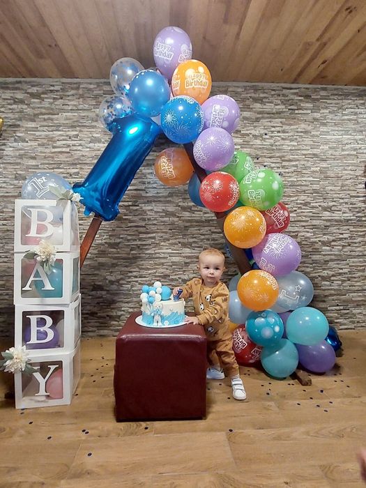 Arcada metalica & de lemn de inchiriat