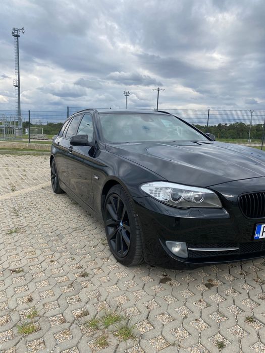 Bmw F11 530d 245кс