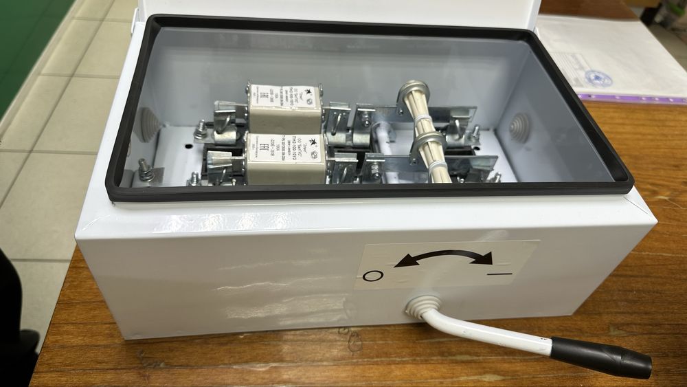 Ящик силовой ЯРВ-100-IР54-У2 новый