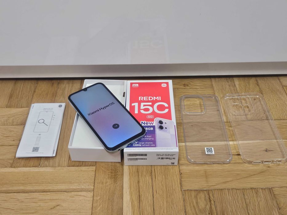 Redmi 15c 128gb 8GB RAM Чисто нов! Два кейса и протектор.